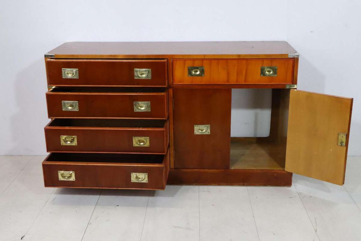 Englisches Sideboard / Fernsehbank im Military Style, in Eibe | Sideboards  | Englische Antiquitten | Mbel | Chesterfieldmbel Shop