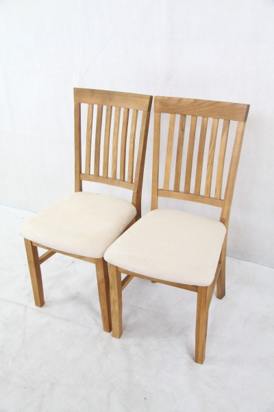 Schönes antikes Paar massive Esszimmerstühle helle Eiche original