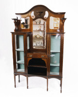 Display Cabinet Edwardian massiv Display Cabinet Edwardian massiv